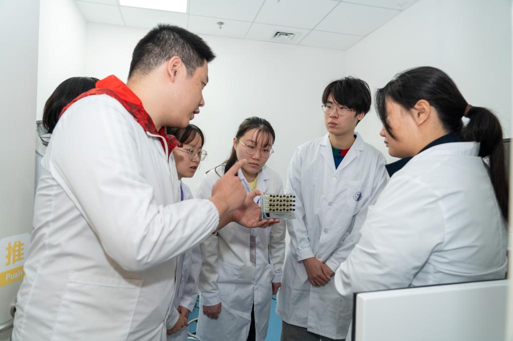 ug环球体育备用网址