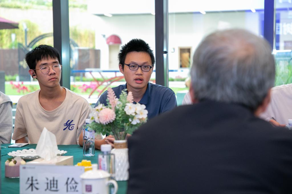 ug环球体育体育频道