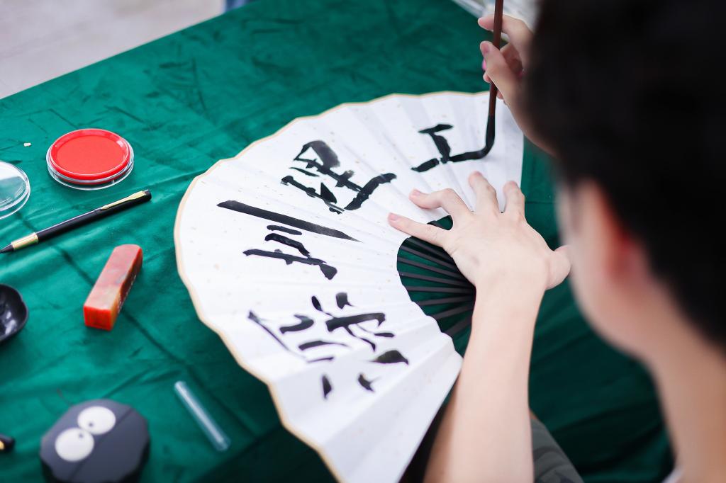 ug环球体育APP下载