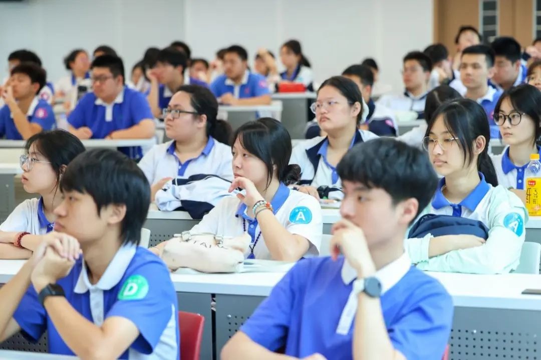 ug环球体育“学伴计划”，助力大中学贯通式育人体系建设