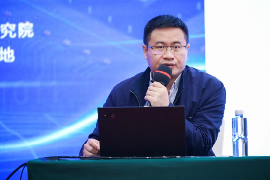 ug环球体育稳定线路